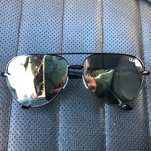 Quay x Desi Perkins High Key Mini Aviators